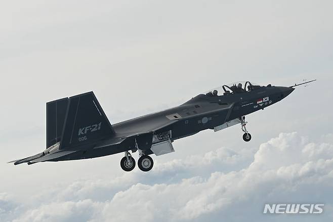 [서울=뉴시스]2023년 6월 KF-21 시제 6호기 (사진 = KAI 제공) 2024.06.25. photo@newsis.com