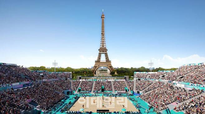 파리올림픽 대회 기간 중 비치발리볼 경기가 열리는 에펠탑 경기장(Eiffel Tower Stadium). (사진=파리올림픽 조직위원회 홈페이지)