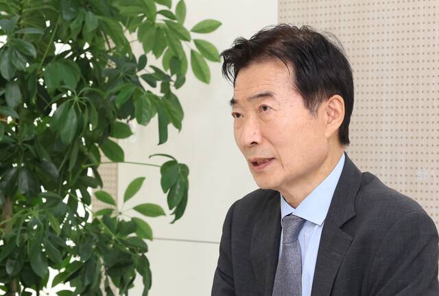 박영립 한센변호인단 단장이 19일 오후 서울 강남구 자신의 사무실에서 한겨레와 인터뷰를 하고 있다. 백소아 기자 thansk@hani.co.kr