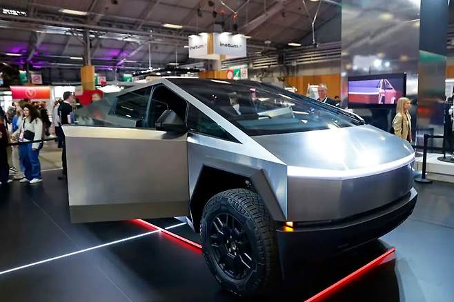 테슬라 사이버트럭