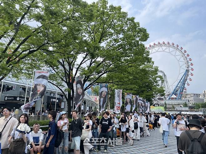 26일 뉴진스 도쿄돔 팬미팅 ‘버니즈 캠프’ 현장. 사진 | 정하은 기자