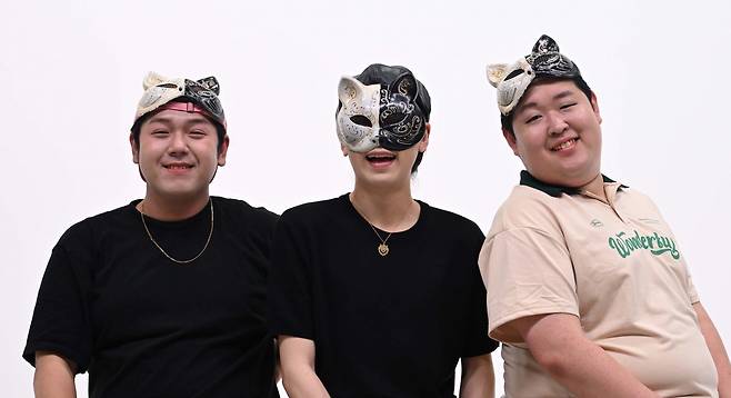 From left: Lionesses members Damjun, Kanghan and Lee Marlang pose for a photo during the interview with The Korea Herald, June 12. (Lee Sang-sub/The Korea Herald)