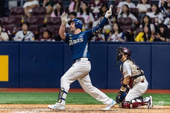 시즌 24호 홈런을 친 NC 내야수 맷 데이비슨 [NC 다이노스 제공. 재판매 및 DB 금지]