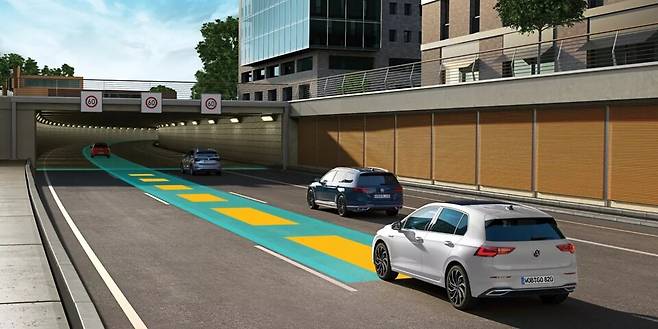 사진 : 폭스바겐 골프 트래블 어시스트