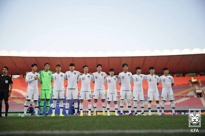 이란 매체 타스님 뉴스가 29일(한국시간) 메흐디 타지 이란축구연맹 회장이 북한과의 2026 국제축구연맹(FIFA) 북중미(캐나다-미국-멕시코 공동개최) 월드컵 아시아지역 3차 예선 원정 경기가 중립국에서 열리길 바라고 있다고 전했다. 대한축구협회