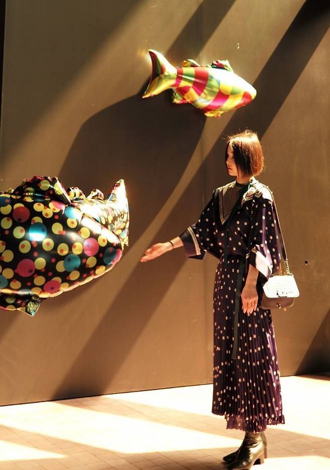 남규리가 단발 헤어 스타일과 땡땡이 원피스로 청순한 매력을 뽐냈다. 사진=남규리 SNS