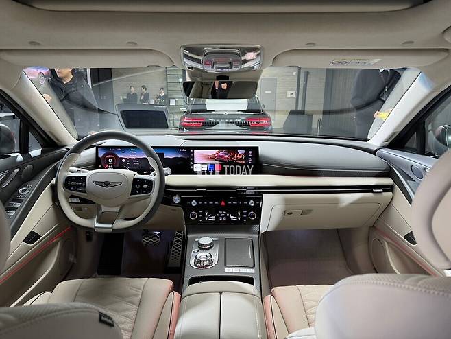 사진 : 제네시스 G80 페이스리프트 실내