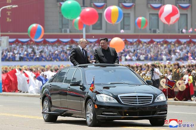 지난 6월 19일 평양 김일성광장에서 블라디미르 푸틴 러시아 대통령을 환영하는 의식이 열렸다고 조선중앙통신이 20일 보도했다. 사진=조선중앙통신 캡처