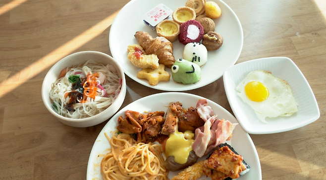 금호통영마리나 리조트 조식 뷔페 / 사진=김규란 여행+ PD