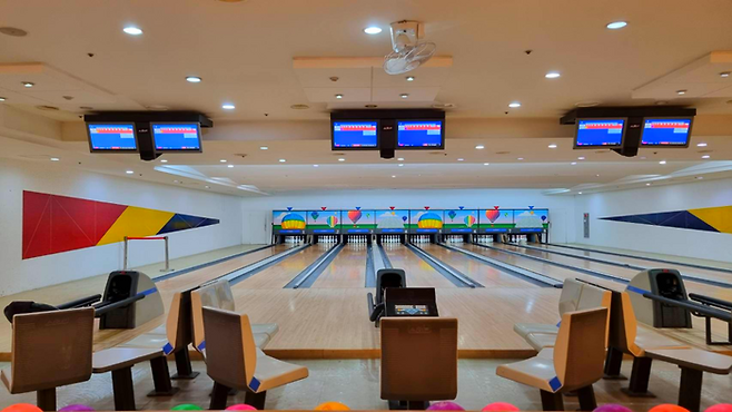 스포츠 센터 볼링장 / 사진=김혜성 여행+ 기자