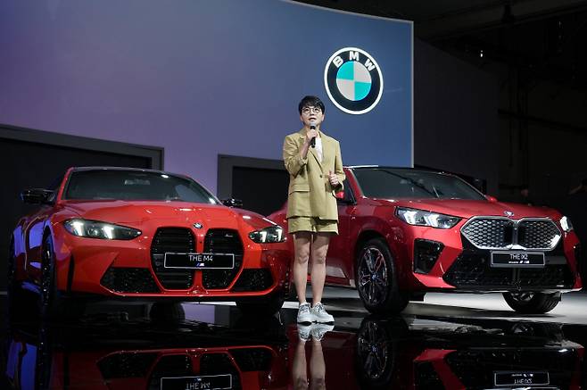 ◇주양예 BMW 코리아 브랜드 총괄 본부장이 BMW 최신 모델을 소개하고 있다. 사진제공=BMW코리아