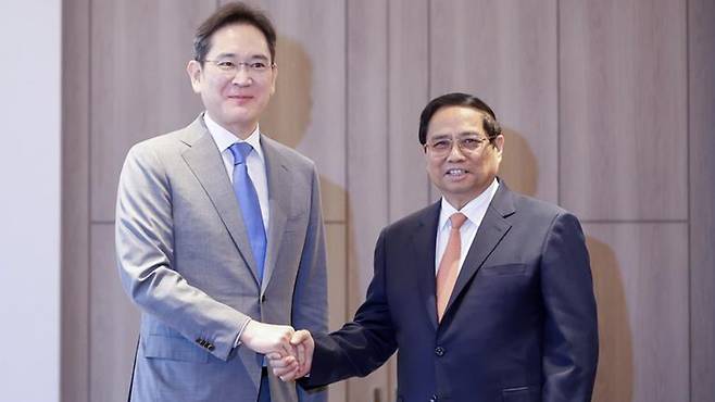 사진 출처 : 베트남 관보, 연합뉴스