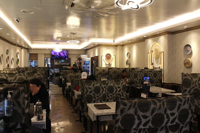 스타사마르칸트 내부 모습 / 사진=정세윤 여행+ 기자