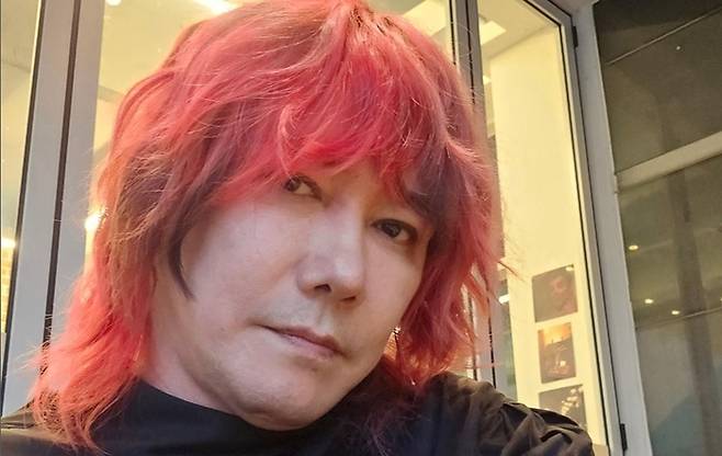 가수 김장훈이 화장품 최고경영자(CEO)가 됐다. [사진출처 = 인스타그램]