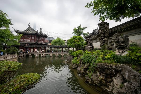 명나라 시대 정원 가운데 하나인 위위안.