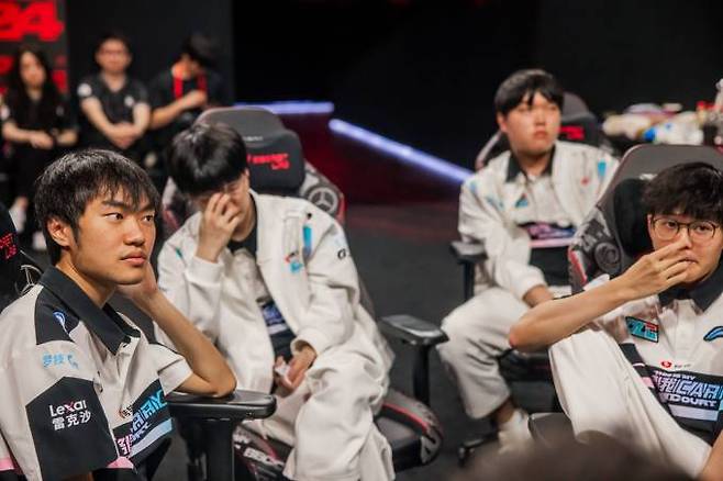 BLG 선수단. 라이엇 게임