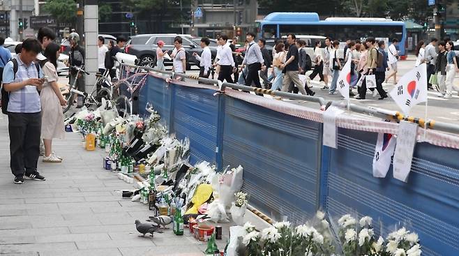 시청역 인근 역주행 사고 지점은 평소에 야근 후 저녁 약속을 위해 인근 번화가로 이동하거나 지하철을 타러 시청역으로 걸어오는 보행자가 많은 곳이다./김범준 기자