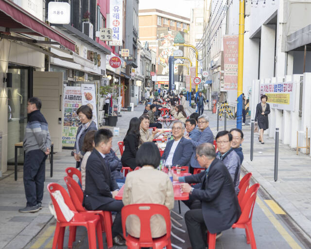 개항누리길 포차거리. 중구 제공