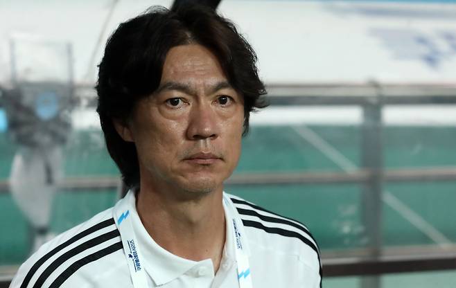 축구 국가대표팀 사령탑으로 선임된 홍명보 감독. /뉴스1
