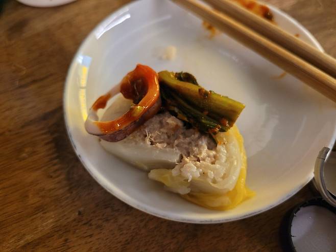 오징어 숙회 참치김밥 혼밥