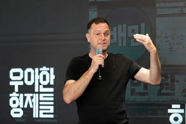 피터얀 반데피트 우아한형제들 대표대행.