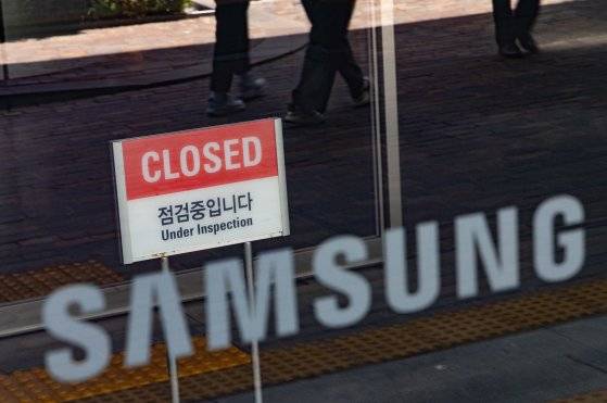 삼성전자 최대 노동조합인 전국삼성전자노동조합(전삼노)가 2차 총파업에 나선다. 사흘간 진행했던 1차 총파업과 달리 이번에는 무기한 총파업에 돌입한다. 전삼노는 "1차 총파업 이후에도 사측의 대화 의지가 없음을 확인해 2차 무기한 총파업을 선언한다"고 10일 밝혔다. 사진은 10일 서울 서초구 삼성전자 서초사옥. 뉴스1