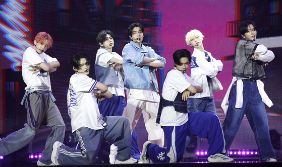 Boy band Enhypen performs its new song “XO (Only If You Say Yes)” from its second full-length album ″Romance: Untold″ during a showcase held at the SK Olympic Handball Gymnasium in southern Seoul on July 11. [NEWS1]