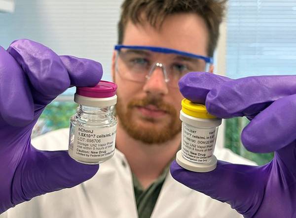 미국 임상 3상 투약에 사용된 코오롱티슈진의 골관절염 세포유전자 치료제 ‘TG-C’(국내 제품명 인보사) 사진. 코오롱티슈진 제공