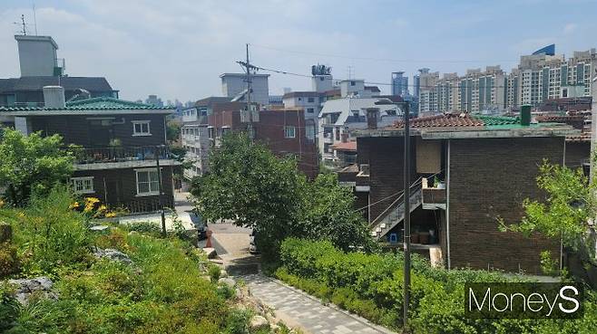 서울 서초구 방배15구역조합이 이달 말 시공사 선정을 위한 현장설명회를 진행한다. 사진은 방배15구역 전경. /사진=김창성 기자