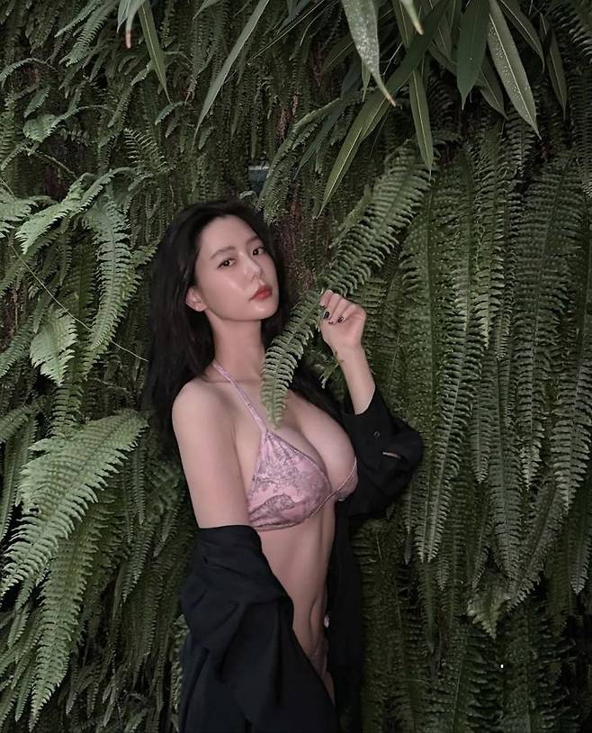 [서울=뉴시스] 클라라. (사진=클라라 인스타그램 캡처) 2024.07.12. photo@newsis.com *재판매 및 DB 금지