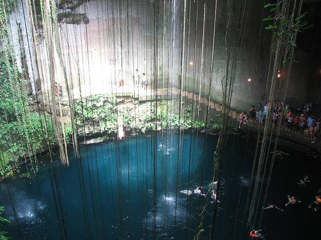 멕시코 세노 테. 천연 지하수영장이다.[사진=픽사베이]