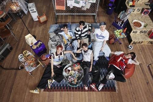 미국 팬들과 ‘첫 만남’을 앞둔 TWS(투어스)가 ‘글로벌 스핀 라이브(Global Spin Live)’ 티켓을 초고속으로 매진시키며 뜨거운 현지 인기를 입증했다. 사진=플레디스