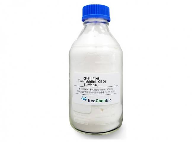 대마에서 추출한 의료용 헴프 CBD. &nbsp;네오켄바이오 제공