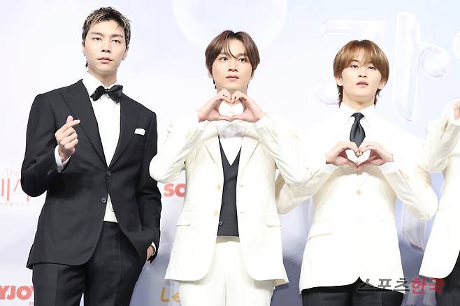 '2024 SBS 가요대전 Summer' 블루카펫 행사에 참석한 그룹 NCT127. ⓒ이혜영 기자 lhy@hankooki.com