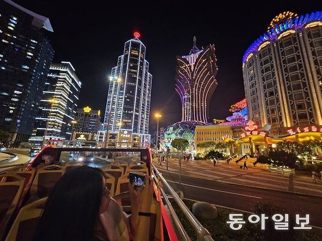 마카오 해리포터 전시장. 호그와트 마법학교 대연회장의 모습.