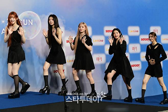 그룹 아일릿. <강영국 기자>