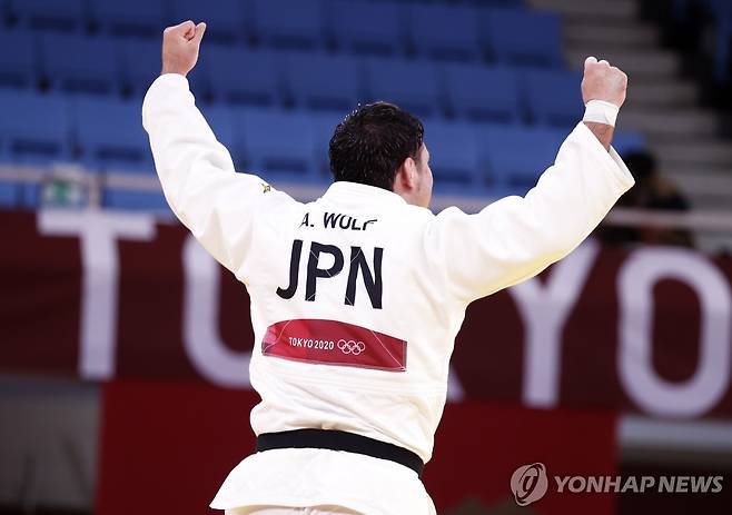 2020 도쿄 올림픽에서 금메달을 차지한 일본 에런 울프 [EPA=연합뉴스]
