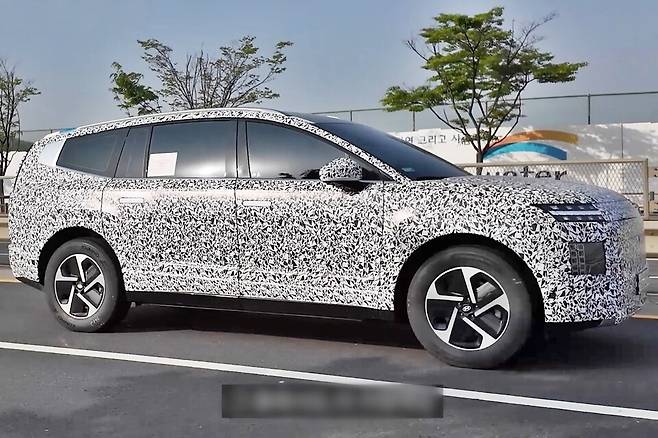 사진 : 현대차 아이오닉 7 테스트카 (출처=Shorts Car)