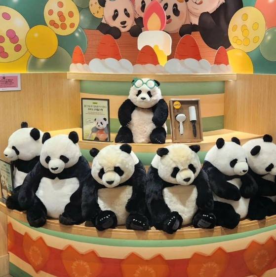 에버랜드에서 판매중인 푸바오 인형 [사진=판다팩토리 인스타그램]