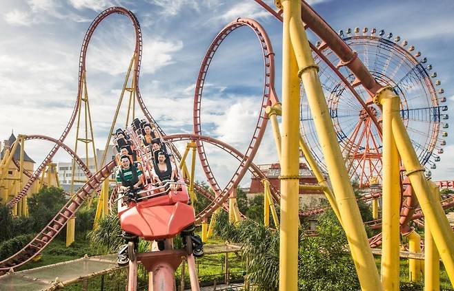 빈원더스의 대표적 롤러코스터 '제우스' (사진 제공=빈원더스)
