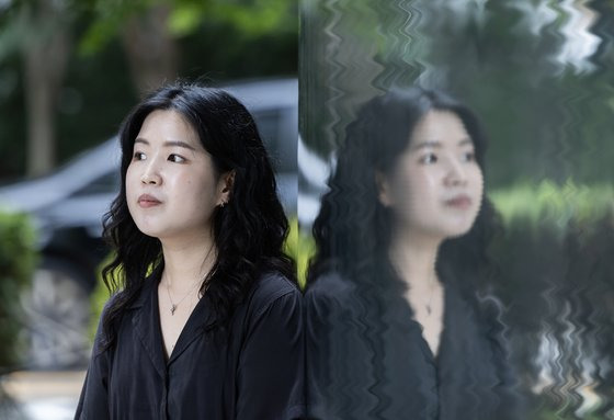 지난 9일 소설가 조예은이 서울 마포구 중앙일보 본사에서 중앙일보와 인터뷰하고 있다. 권혁재 기자.