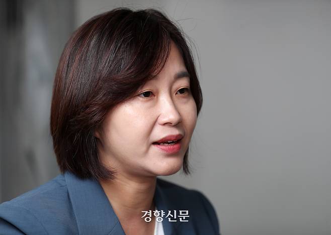 취임 한 달을 맞이한 김재연 진보당 상임대표가 지난 23일 국회에서 경향신문과 인터뷰하고 있다. 정지윤 선임기자