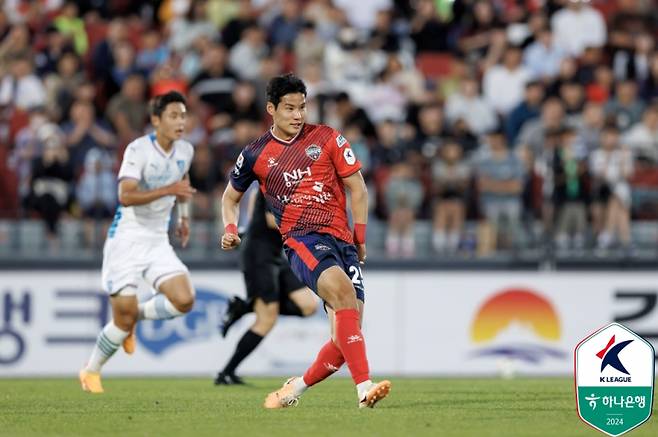 포항과 김천의 경기 모습. 사진=프로축구연맹