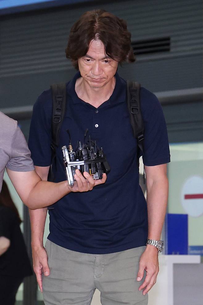 ▲ 홍명보 감독과 유럽에서 면담을 가진 손흥민과 김민재는 현재 각 소속팀으로 복귀해 프리 시즌 일정을 소화하고 있다. 그리고 두 선수는 소속팀과 함께 나란히 한국으로 들어와 친선 경기를 갖는다. 손흥민의 토트넘은 오는 31일 상암월드컵경기장에서 팀K리그와 맞붙는다. 이어서 김민재의 바이에른 뮌헨과 8월 3일 상암월드컵경기장에서 격돌한다. ⓒ연합뉴스