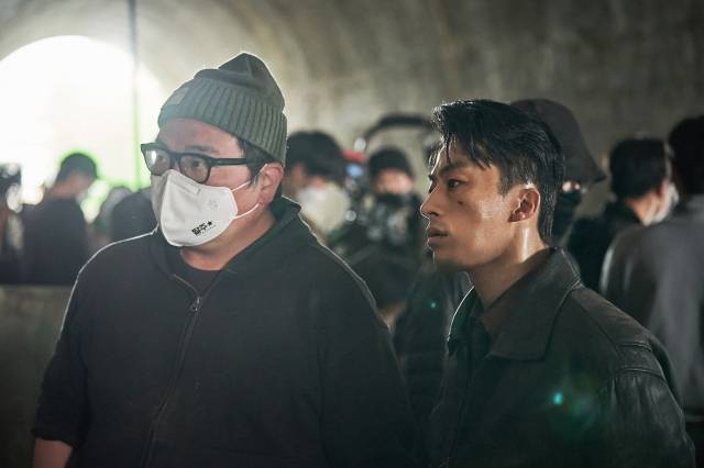 '탈주' / 플러스엠 엔터테인먼트