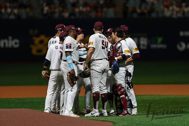 ▲키움 선수들이 승리 후 세리머니를 하고 있다. ⓒ키움 히어로즈
