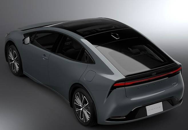 토요타 프리우스