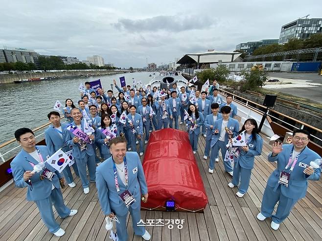 ‘2024 파리 올림픽’에 출전한 대한민국 선수단. 하이브 제공