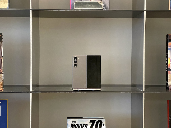 갤럭시Z폴드6./사진=백유진 기자 byj@