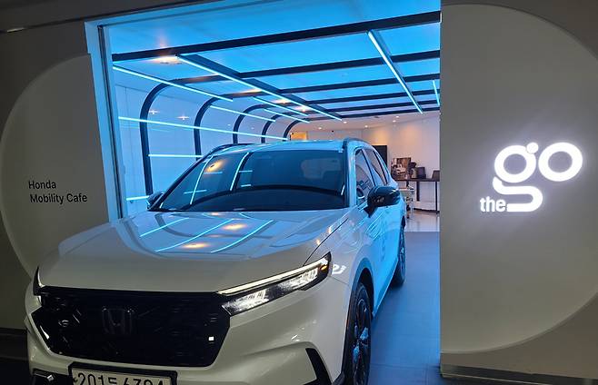 경기 분당에 위치한 카페&nbsp; The go 시승센터